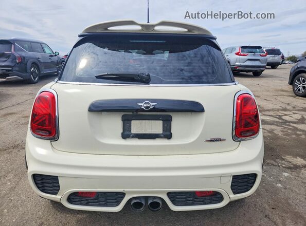 WMWXR9C02M2N89340 2021 MINI COOPER Cream Vista trasera