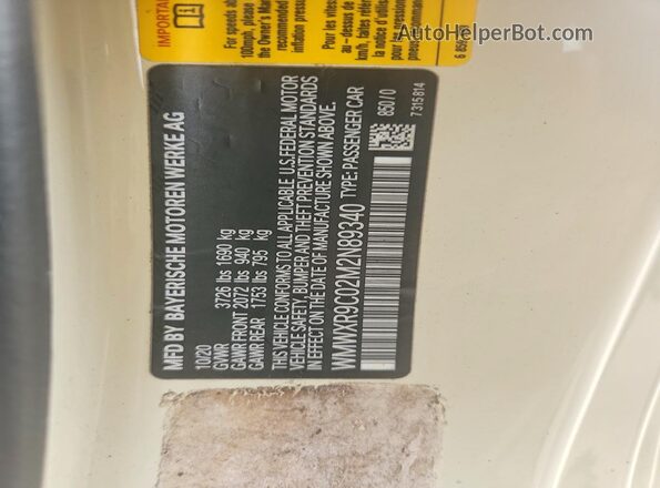 WMWXR9C02M2N89340 2021 MINI COOPER Cream Vista del compartimento del motor