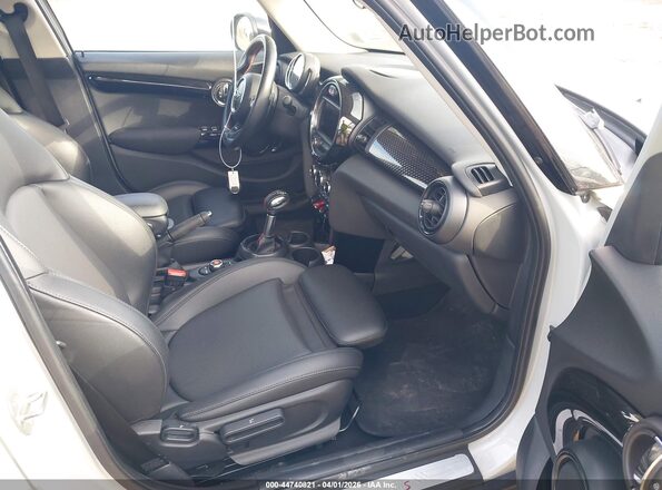 WMWXU3C52K2H55184 2019 MINI HARDTOP Gray Вид салону спереду