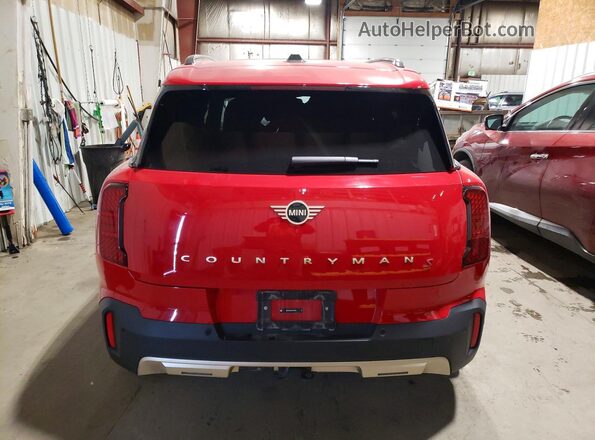 WMZ23GA09S7S76839 2025 MINI COUNTRYMAN Red უკანა ხედი
