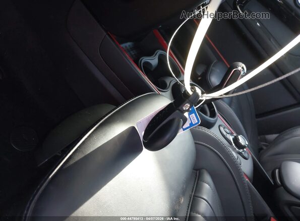 WMZ33BS06P3P42652 2023 MINI COUNTRYMAN Черный Вид панели приборов