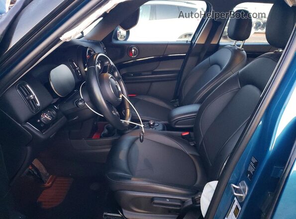 WMZ43BR00N3N69072 2022 MINI COOPER Синий Вид салона спереди