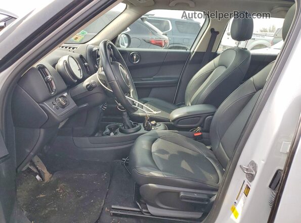 WMZYS7C53K3F46020 2019 MINI COOPER White Widok wnętrza z przodu