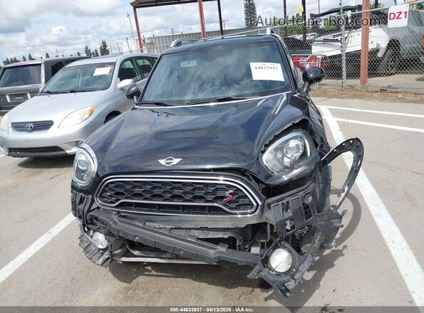 WMZYT3C36H3D97583 2017 MINI COUNTRYMAN Black Vista interior trasera
