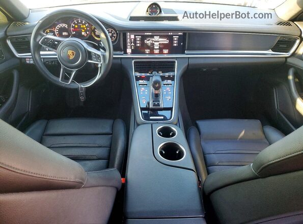 WP0AA2A72LL100838 2020 PORSCHE PANAMERA White Dashboard view