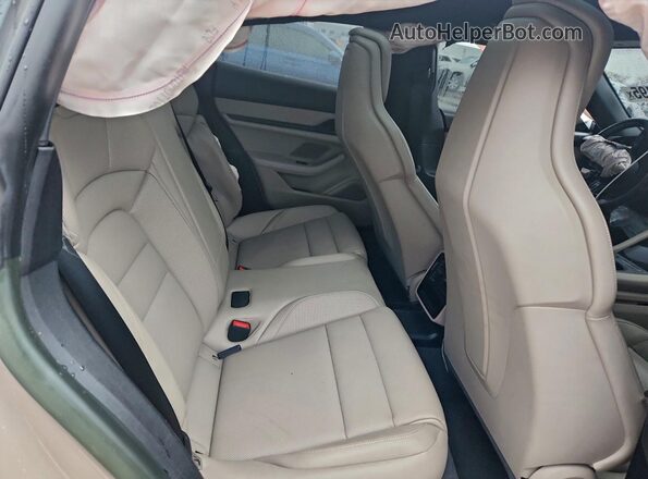 WP0AA2Y18PSA14997 2023 PORSCHE TAYCAN Tan Widok tylnych siedzeń