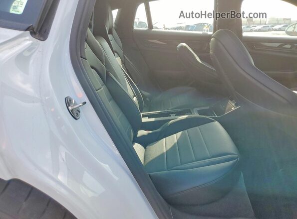WP0AA2YA5SL000703 2025 PORSCHE PANAMERA White Vista de los asientos traseros