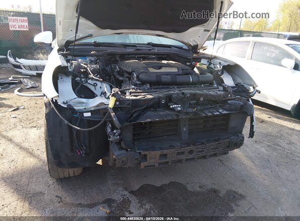 WP1AA2A20HKA82274 2017 PORSCHE CAYENNE White Widok z przodu