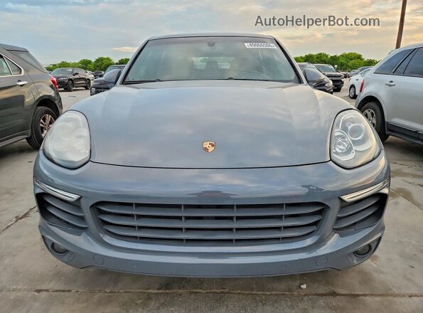 WP1AA2A22HKA89551 2017 PORSCHE CAYENNE Blue Widok z przodu