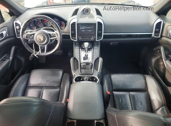 WP1AA2A25HKA86174 2017 PORSCHE CAYENNE Белый Вид панели приборов