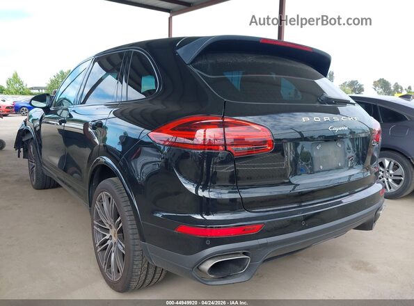 WP1AA2A2XHKA82816 2017 PORSCHE CAYENNE Black Tył lewy