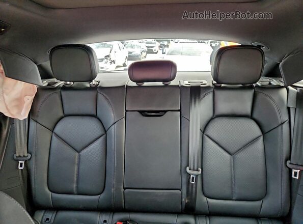 WP1AA2A52PLB07422 2023 PORSCHE MACAN Red Вид задніх сидінь