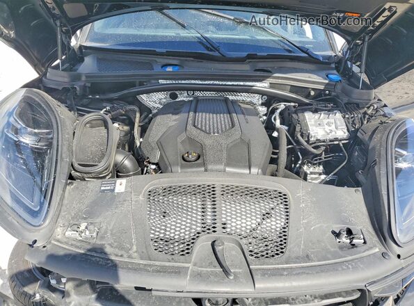 WP1AA2A55SLB11263 2025 PORSCHE MACAN Black Engine compartment view