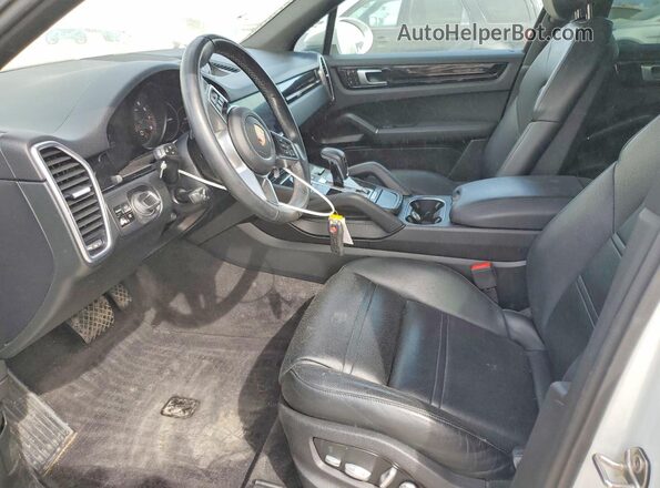 WP1AA2AY2KDA00805 2019 PORSCHE CAYENNE White Սալոնի դիմացի տեսք