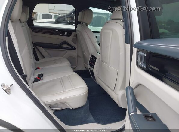 WP1AA2AY2LDA09327 2020 PORSCHE CAYENNE Белый Вид наклейки с VIN-кодом