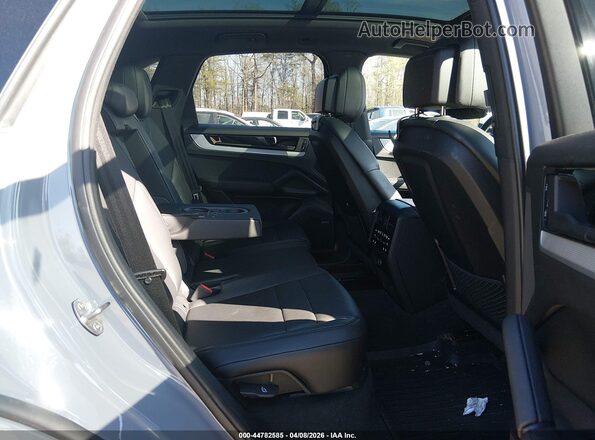 WP1AA2AY2RDA02791 2024 PORSCHE CAYENNE Gray Widok naklejki z numerem VIN
