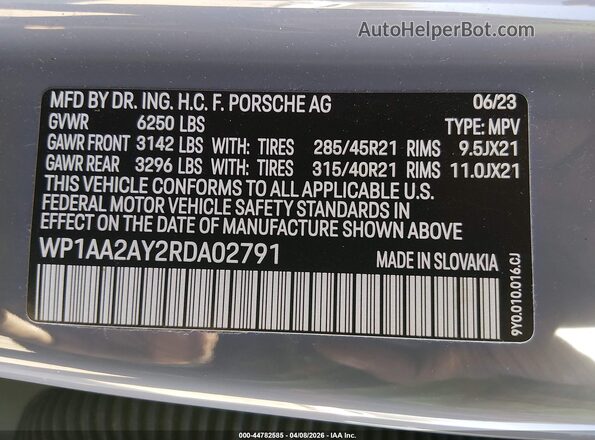 WP1AA2AY2RDA02791 2024 PORSCHE CAYENNE Gray Widok komory silnika