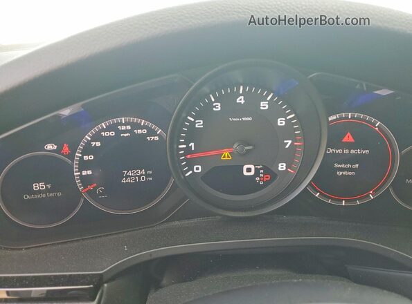 WP1AA2AY3LDA08266 2020 PORSCHE CAYENNE White Вид щитка приладів