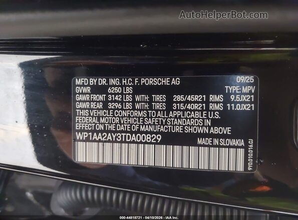 WP1AA2AY3TDA00829 2026 PORSCHE CAYENNE Black Вид підкапотного простору
