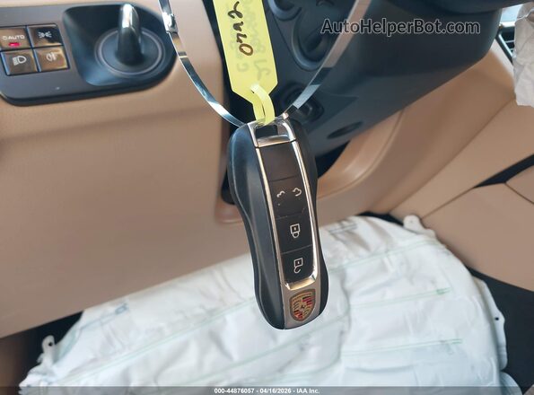 WP1AA2AY4MDA00792 2021 PORSCHE CAYENNE Black Vista del salpicadero