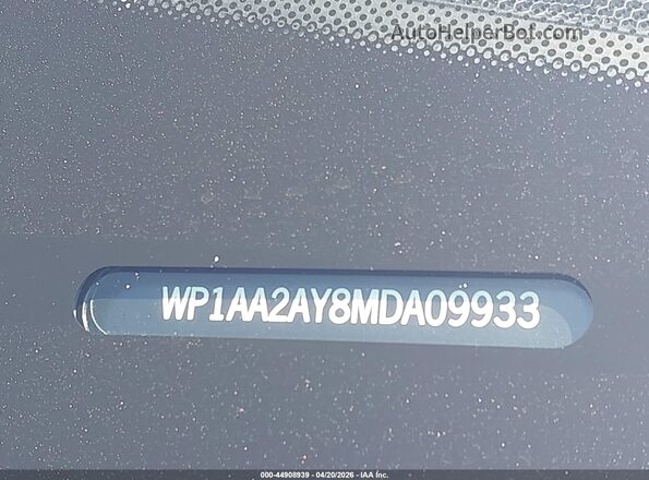 WP1AA2AY8MDA09933 2021 PORSCHE CAYENNE Black Widok komory silnika