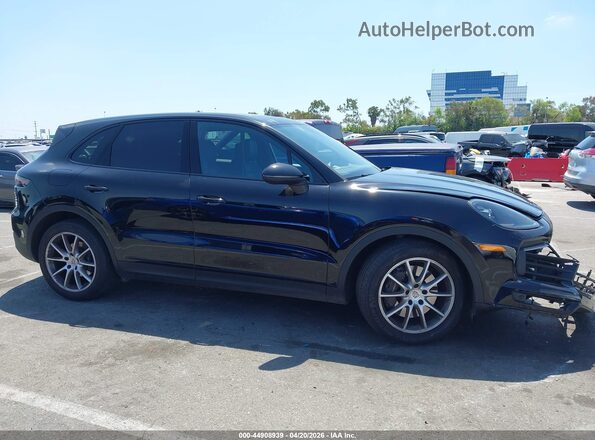 WP1AA2AY8MDA09933 2021 PORSCHE CAYENNE Black Widok wnętrza 360 stopni