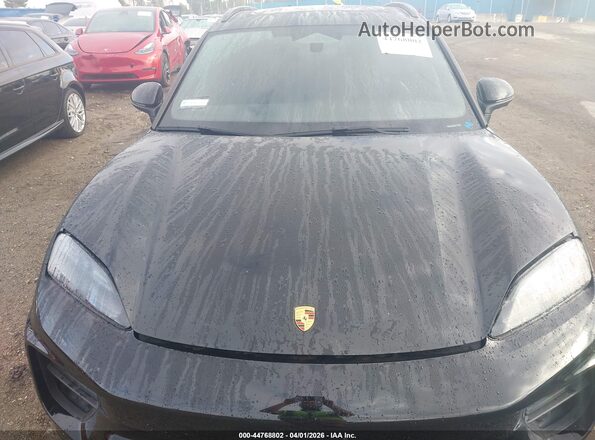 WP1AD2XA1SL077864 2025 PORSCHE MACAN Black უკანა ხედი