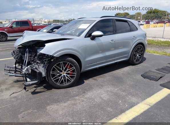 WP1AL2AY5RDA35472 2024 PORSCHE CAYENNE Silver წინა მარცხენა ხედი სამი მეოთხედიდან