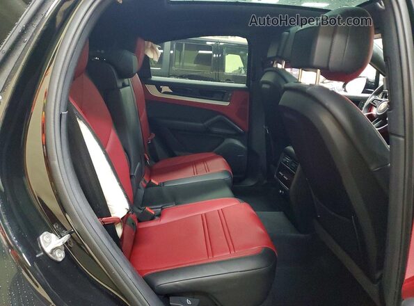 WP1BA2AY5SDA29817 2025 PORSCHE CAYENNE Black 