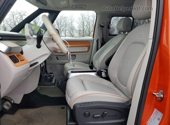 WVG6YVEB5SH010677 2025 VOLKSWAGEN ID Two Tone Vista interior delantera