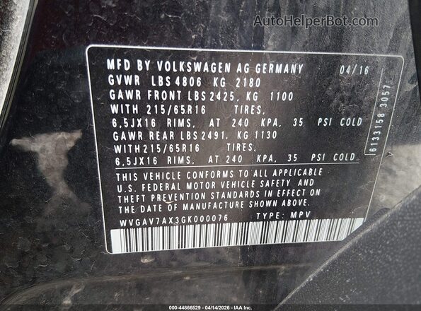 WVGAV7AX3GK000076 2016 VOLKSWAGEN TIGUAN Black Engine compartment view