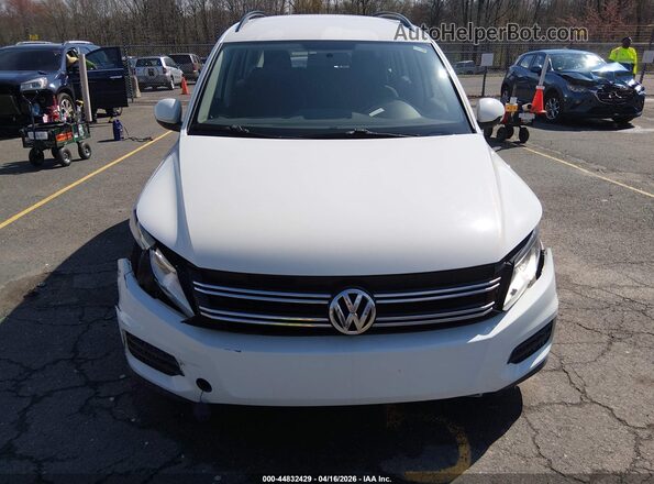 WVGAV7AX4HK046663 2017 VOLKSWAGEN TIGUAN White ხელსაწყოთა პანელის ხედი