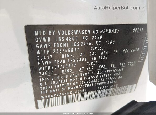 WVGAV7AX4HK046663 2017 VOLKSWAGEN TIGUAN White ძრავის განყოფილების ხედი