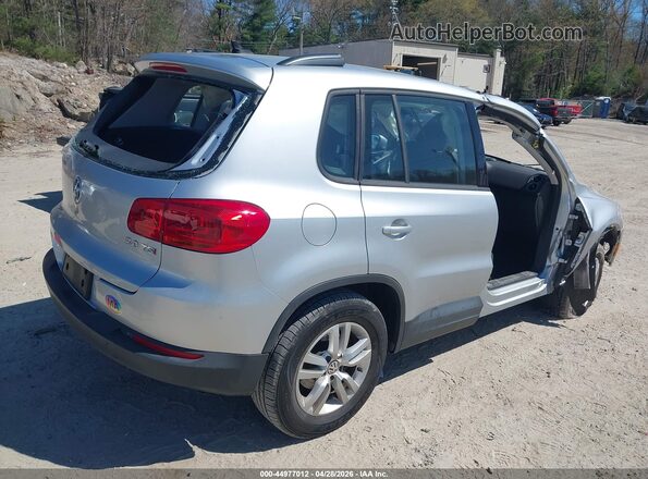 WVGAV7AX7HK023541 2017 VOLKSWAGEN TIGUAN Silver 