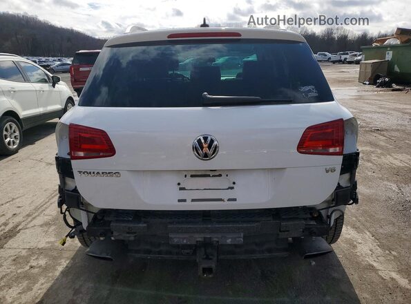 WVGEF9BP3GD012760 2016 VOLKSWAGEN TOUAREG White უკანა ხედი