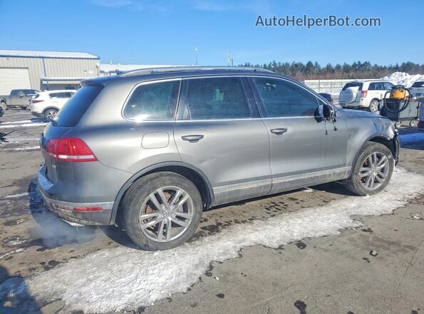 WVGEP9BP5GD005757 2016 VOLKSWAGEN TOUAREG Gray Trasero derecho