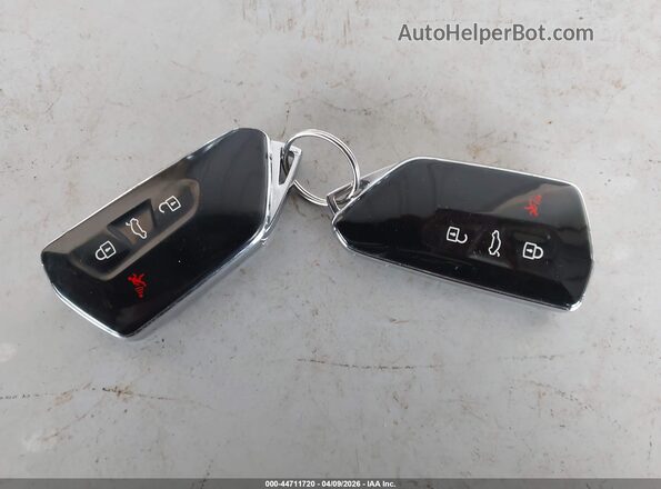 WVGTMPE22MP061895 2021 VOLKSWAGEN ID.4 Silver Vista del salpicadero