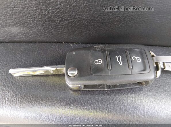 WVGTV7AX0HW506077 2017 VOLKSWAGEN TIGUAN White Widok deski rozdzielczej