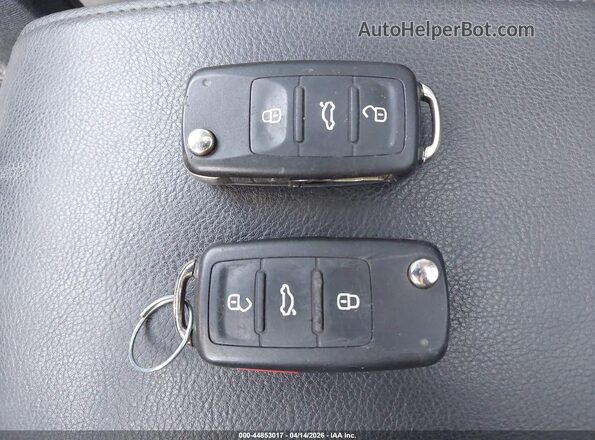 WVGUV7AX5HW506693 2017 VOLKSWAGEN TIGUAN Silver წინა პანელის ხედი