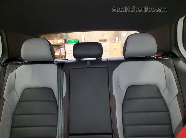 WVW2A7CD0RW233593 2024 VOLKSWAGEN GTI Белый Вид задних сидений