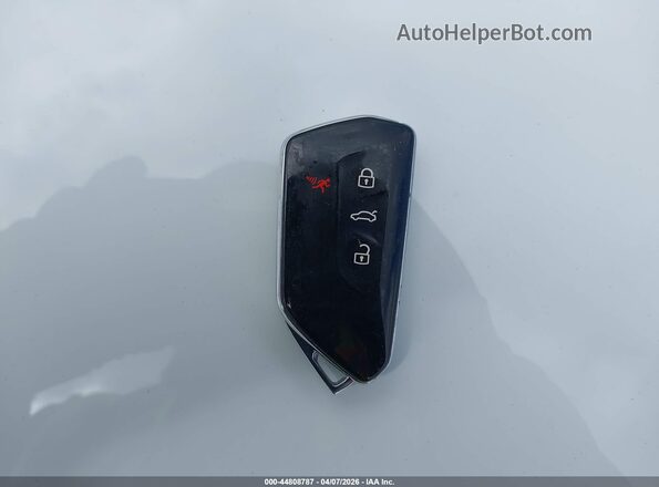 WVWAB7CDXPW171108 2023 VOLKSWAGEN GOLF White Vista del salpicadero