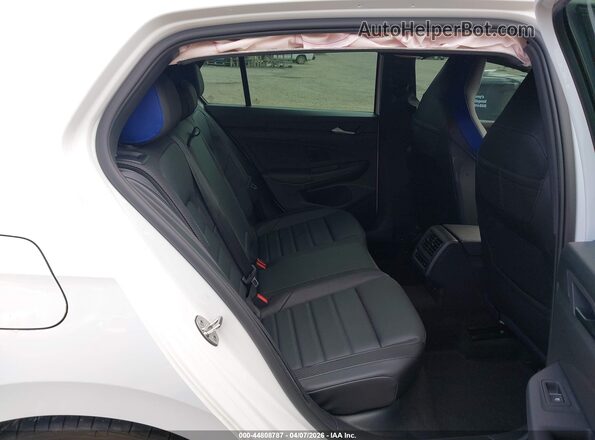 WVWAB7CDXPW171108 2023 VOLKSWAGEN GOLF White 