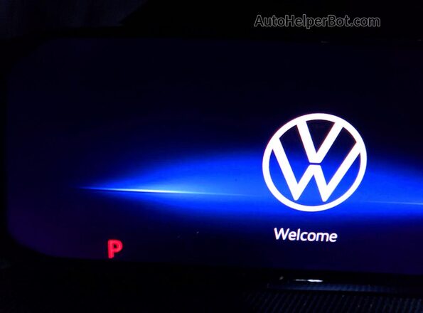 WVWEB7CD1SW216768 2025 VOLKSWAGEN GOLF White Vista del cuadro de instrumentos