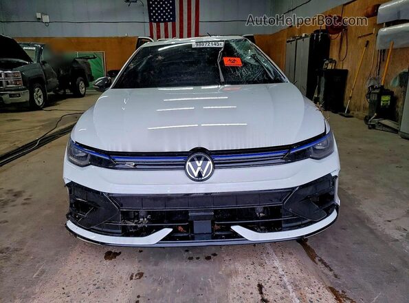WVWEB7CD1SW216768 2025 VOLKSWAGEN GOLF White Vista frontal
