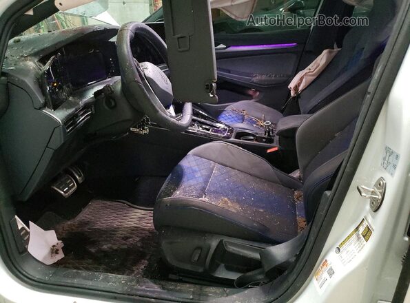 WVWEB7CD1SW216768 2025 VOLKSWAGEN GOLF White Vista interior delantera