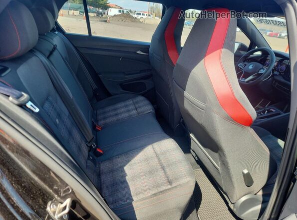 WVWG87CD3NW159047 2022 VOLKSWAGEN GTI Black Widok tylnych siedzeń