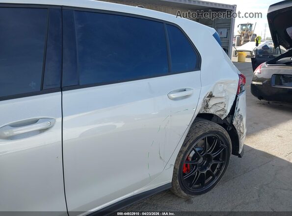 WVWLA7CD6SW258539 2025 VOLKSWAGEN GOLF White 