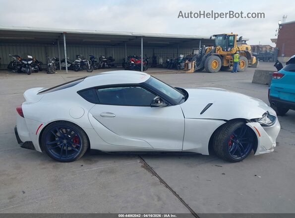 WZ1DB0C03MW041329 2021 TOYOTA GR SUPRA White უკანა სალონის ხედი