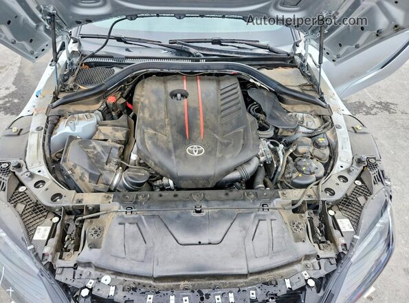 WZ1DB4C01LW028360 2020 TOYOTA GR Silver Սալոնի հետևի տեսք