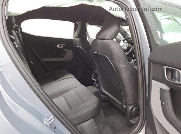YSMED3KA2PL146981 2023 POLESTAR 2 Gray 
